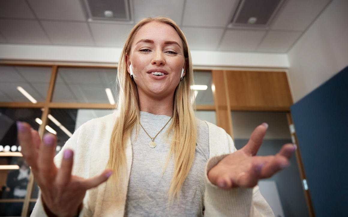 Kvinna i videosamtal